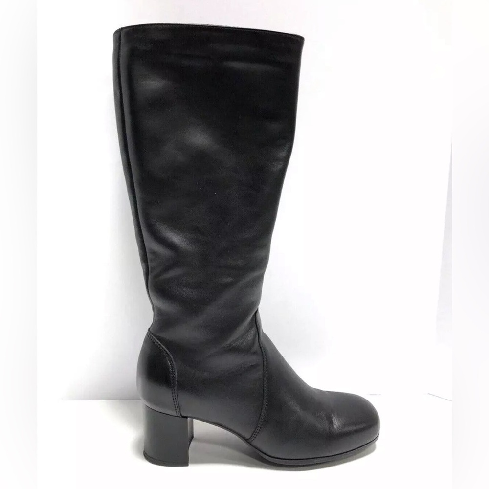 La Canadienne Women's Jennifer Boots Black Leather Size 8Wide